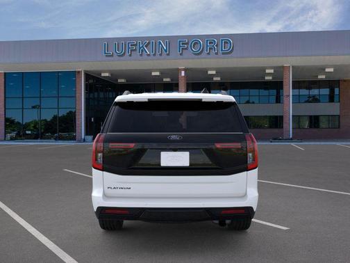 2026 Ford Expedition Platinum