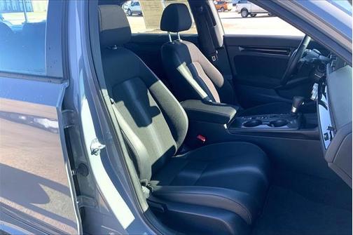 2025 Honda Civic Hybrid 