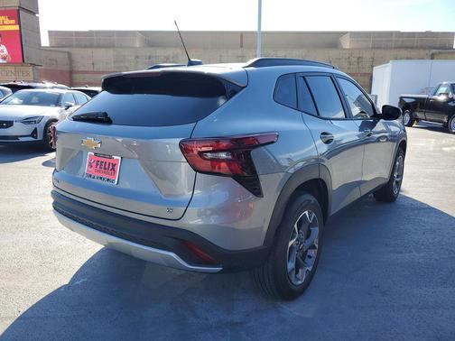 2024 Chevrolet Trax LT