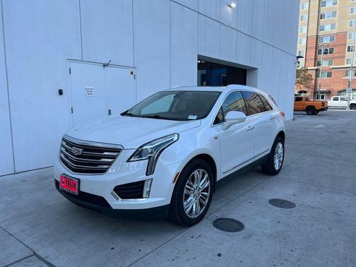 2019 Cadillac XT5 Premium Luxury