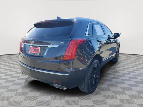 2017 Cadillac XT5 Premium Luxury