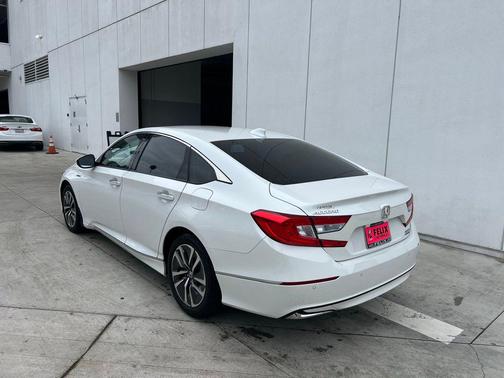 2020 Honda Accord Hybrid Touring