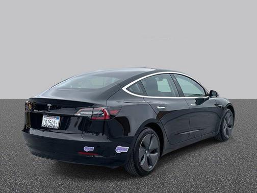 2019 Tesla Model 3 Standard Range Plus
