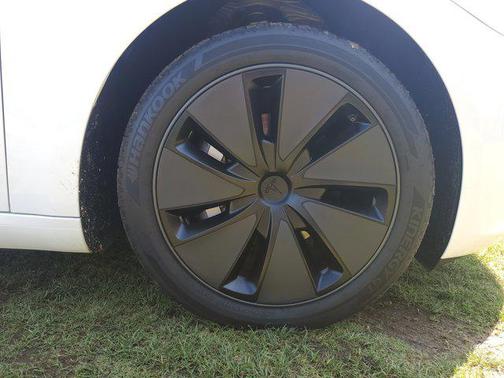 2024 Tesla Model 3 Long Range