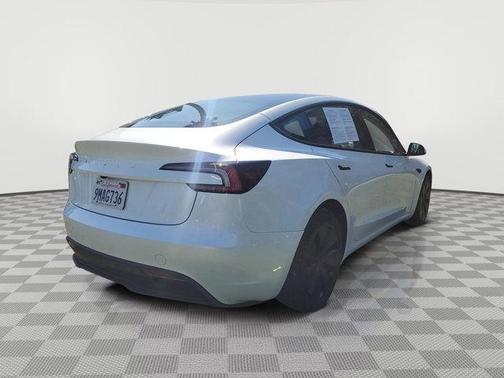 2024 Tesla Model 3 Long Range
