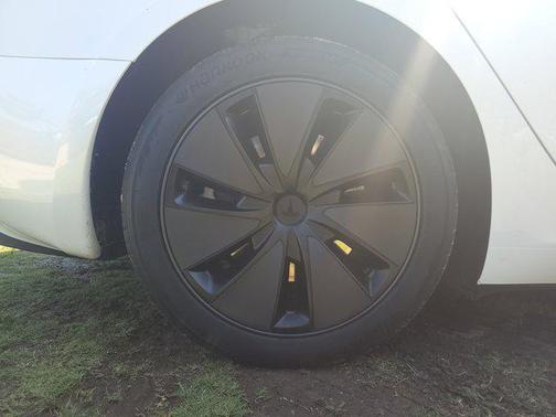 2024 Tesla Model 3 Long Range