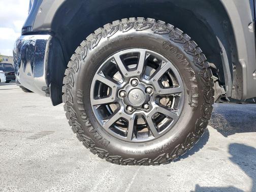 2021 Toyota Tundra SR5