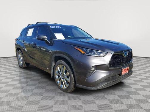 2022 Toyota Highlander Hybrid Limited