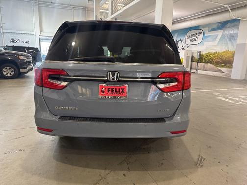 2023 Honda Odyssey Elite