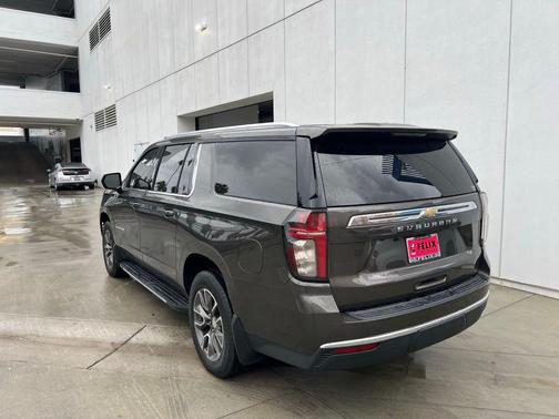 2021 Chevrolet Suburban LS