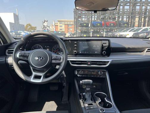 2021 Kia K5 LX