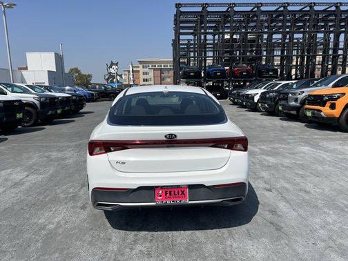 2021 Kia K5 LX