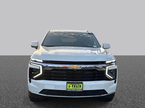 2025 Chevrolet Suburban LS