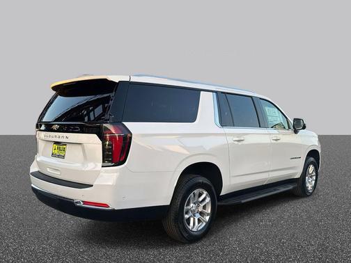 2025 Chevrolet Suburban LS