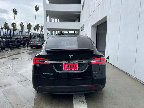 2018 Tesla Model X 75D