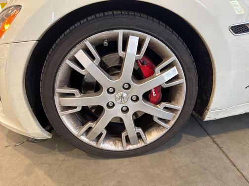 2014 Maserati GranTurismo Sport