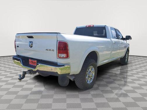 2018 RAM 3500 Laramie Crew Cab 4x4 8' Box