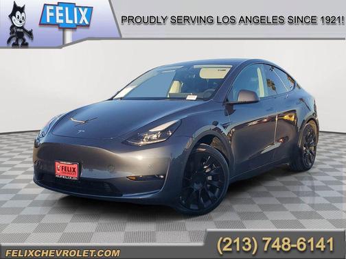 2022 Tesla Model Y Long Range Dual Motor All-Wheel Drive