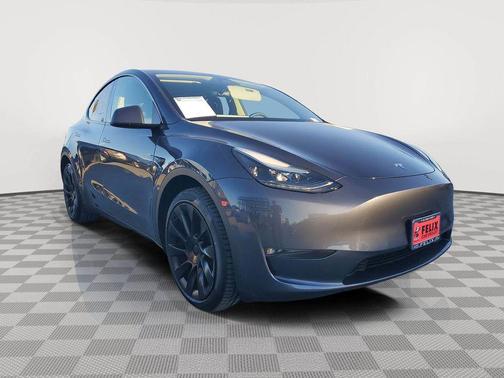 2022 Tesla Model Y Long Range Dual Motor All-Wheel Drive