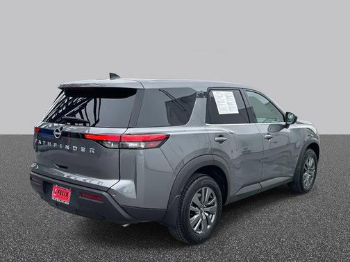 2024 Nissan Pathfinder S FWD