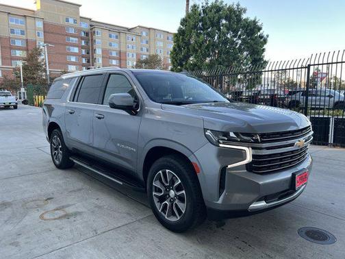 2021 Chevrolet Suburban LT