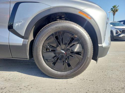 2025 Chevrolet Blazer EV AWD LT