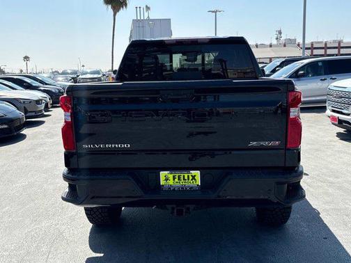 2025 Chevrolet Silverado 1500 ZR2