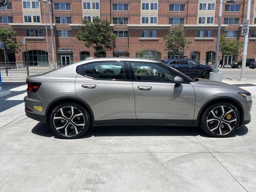 2022 Polestar 2 Long Range Dual Motor