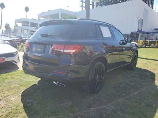 2018 Mercedes-Benz GLC 300 Base