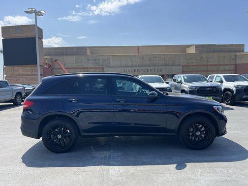 2018 Mercedes-Benz GLC 300 Base