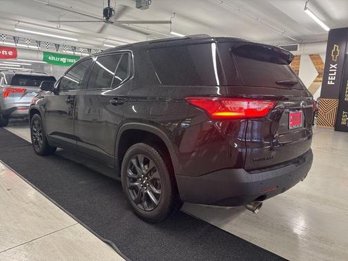 2021 Chevrolet Traverse RS