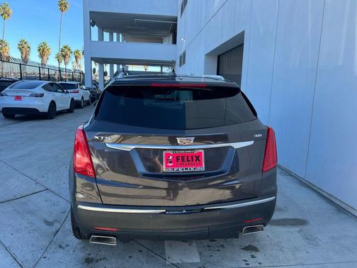2017 Cadillac XT5 Premium Luxury
