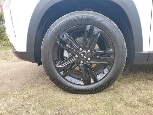 2025 Chevrolet Trax FWD ACTIV