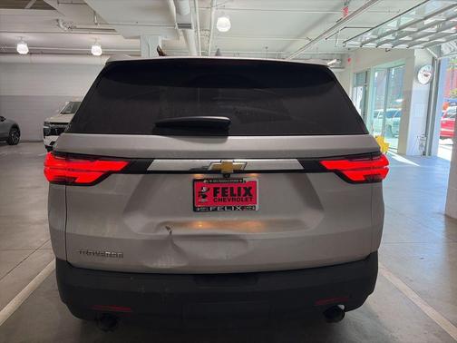 2022 Chevrolet Traverse LS
