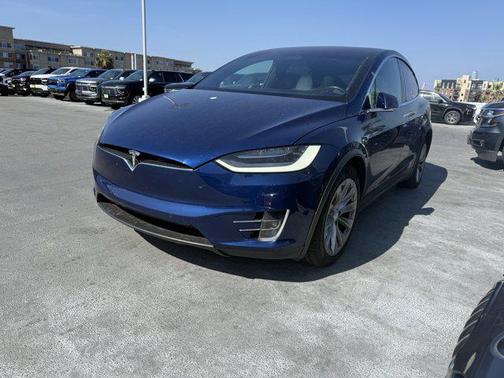 2017 Tesla Model X 75D