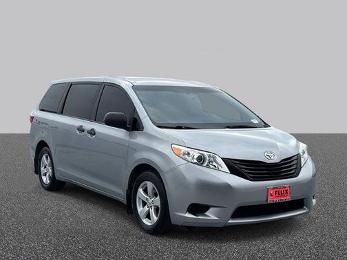 2017 Toyota Sienna SE