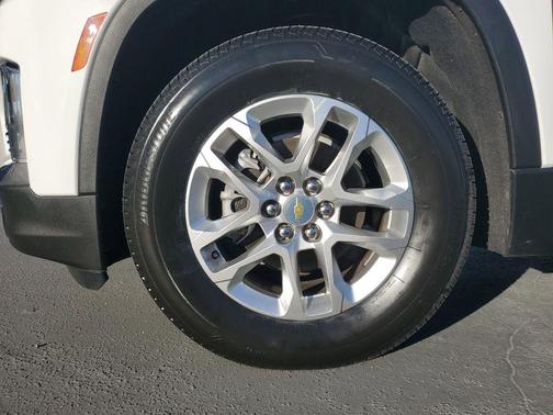 2022 Chevrolet Traverse LS
