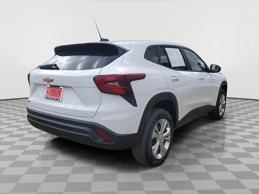2024 Chevrolet Trax LS