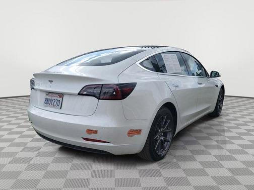 2020 Tesla Model 3 Standard Range Plus