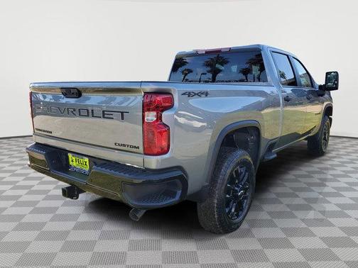 2026 Chevrolet Silverado 2500 Custom