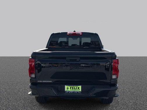 2025 Chevrolet Colorado WT