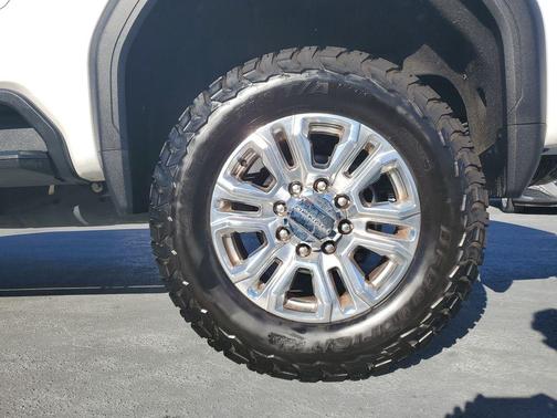 2022 GMC Sierra 2500 Denali