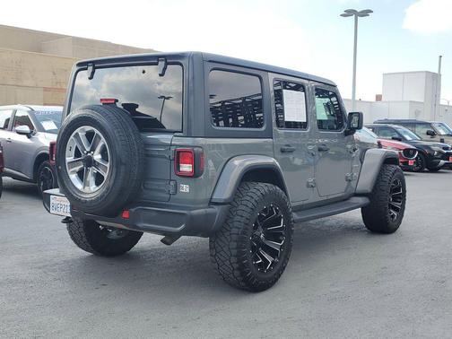 2019 Jeep Wrangler Unlimited Sahara