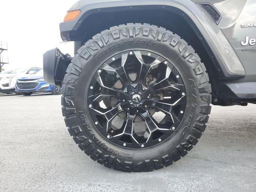 2019 Jeep Wrangler Unlimited Sahara