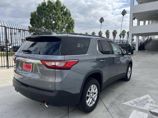 2021 Chevrolet Traverse LT Cloth