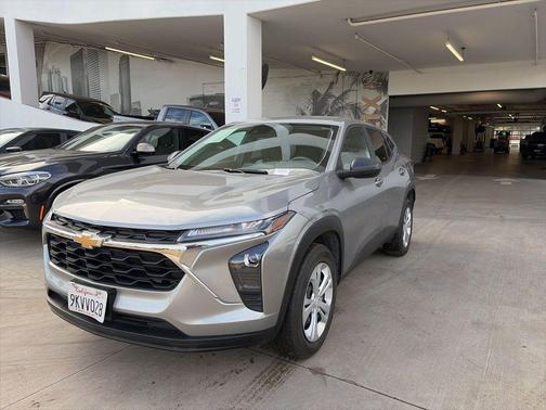 2024 Chevrolet Trax LS