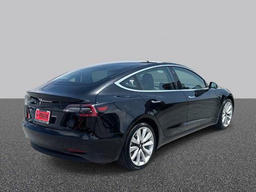 2019 Tesla Model 3 Standard Range Plus