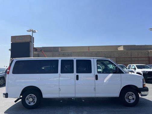 2013 Chevrolet Express 3500 LT