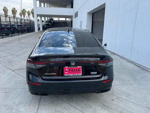 2023 Honda Accord Hybrid Touring