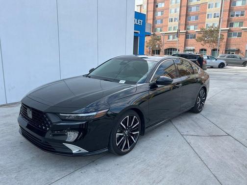 2023 Honda Accord Hybrid Touring